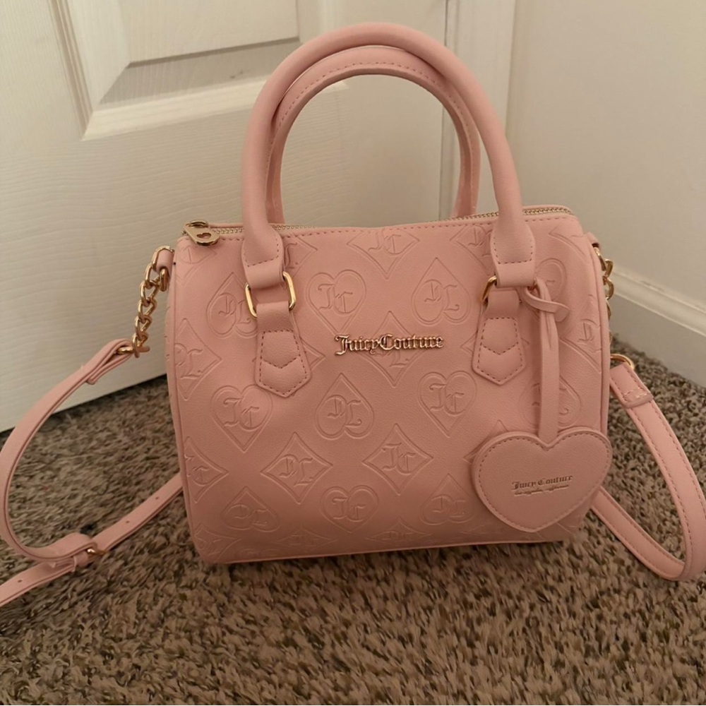 SOLD‼️ Juicy Couture Light Pink Embossed Crossbody Bag